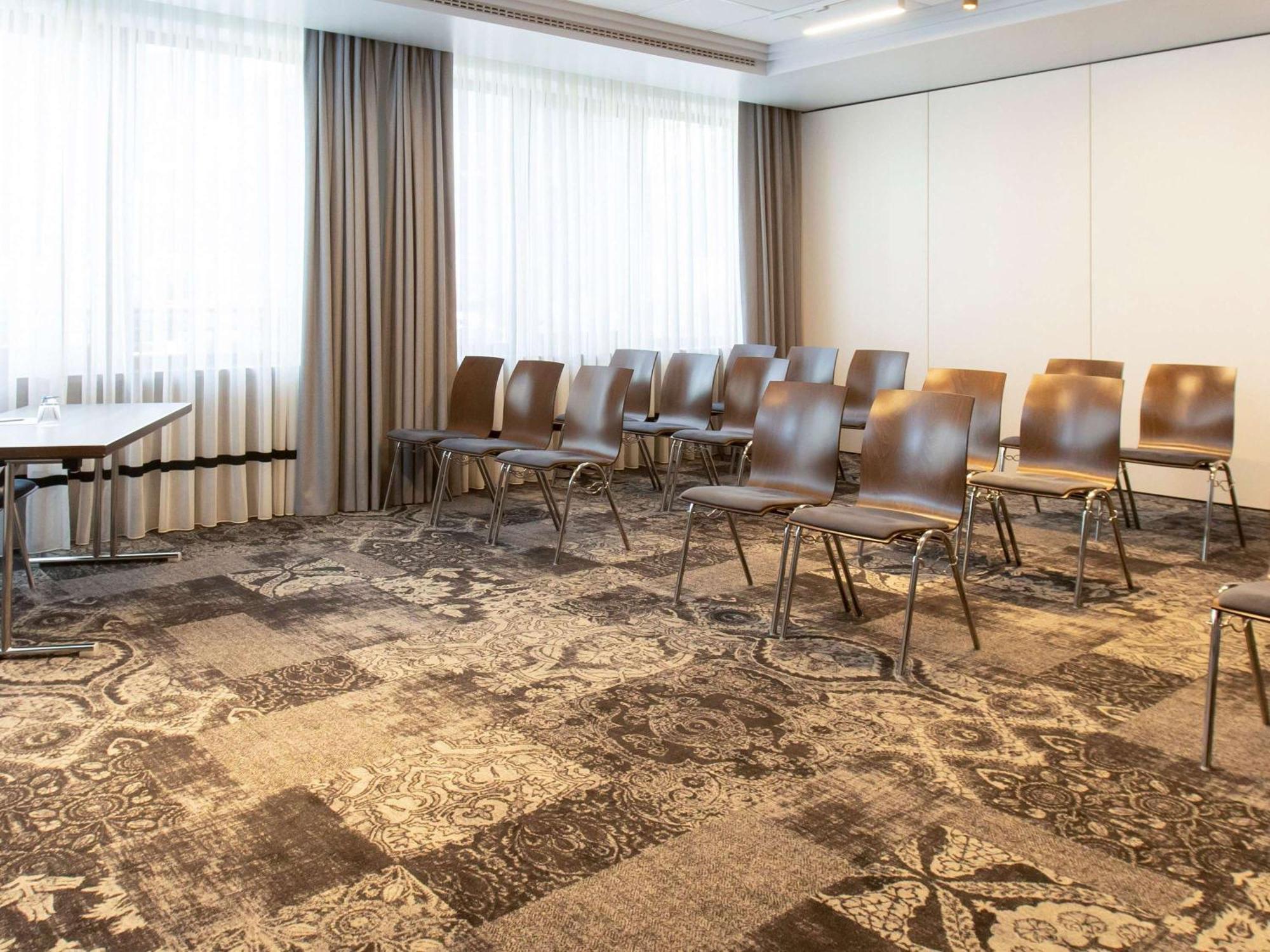 Hotel Mercure Frankfurt Airport Langen 4*