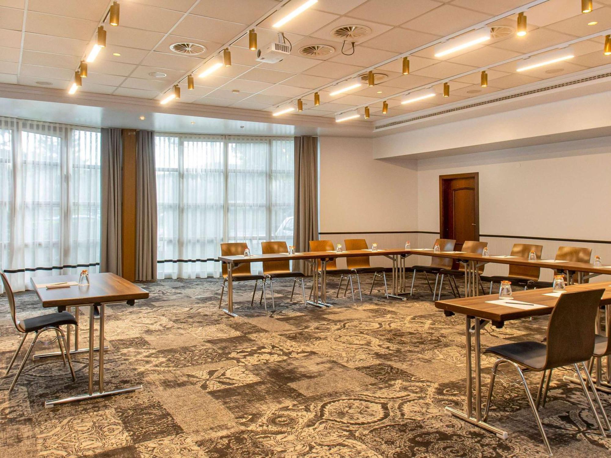 Mercure Frankfurt Airport Langen Hotel 4*