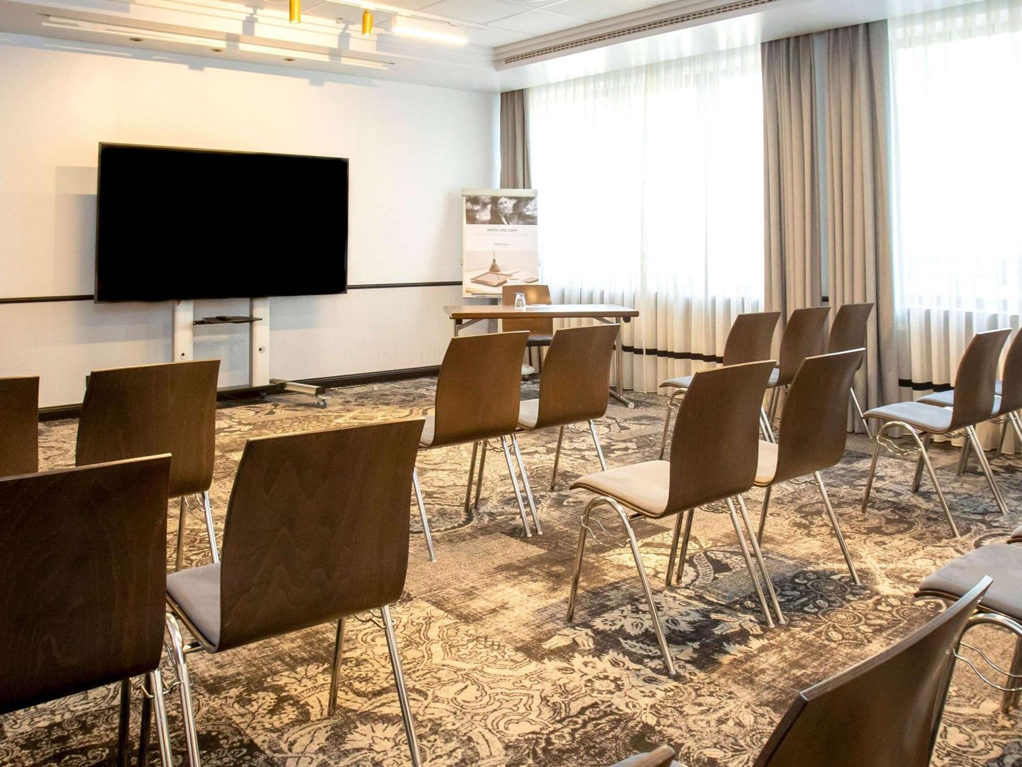 Hotel Mercure Frankfurt Airport Langen 4*