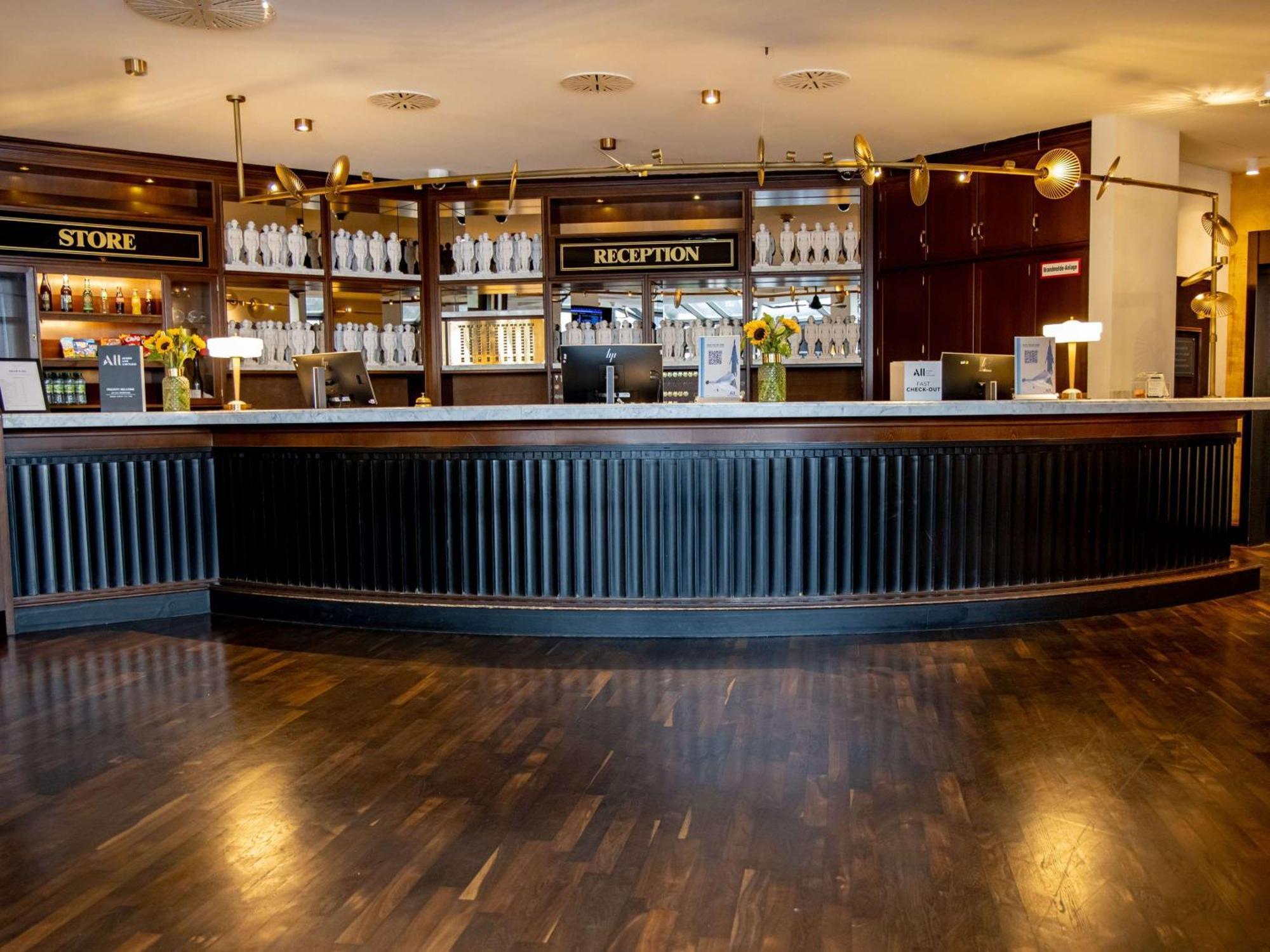 Mercure Frankfurt Airport Hotel 4*